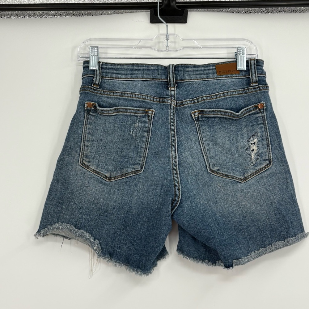 Judy blue cut off style shorts small - Picture 2 of 4